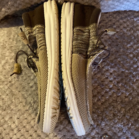 Men’s hey dudes $50 - Picture 4 of 7